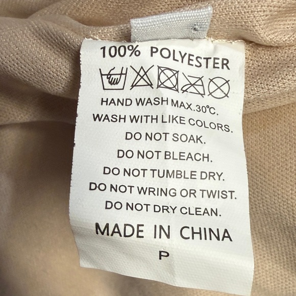 Elegant Gold Sequin One-Shoulder Dress - Picture 8 of 9